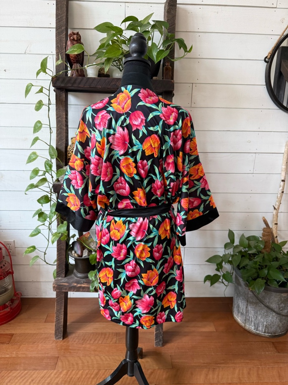 Black Floral Satin Kimono Bathrobe with Pink & Orange Tulip Blooms - Picture 14 of 17